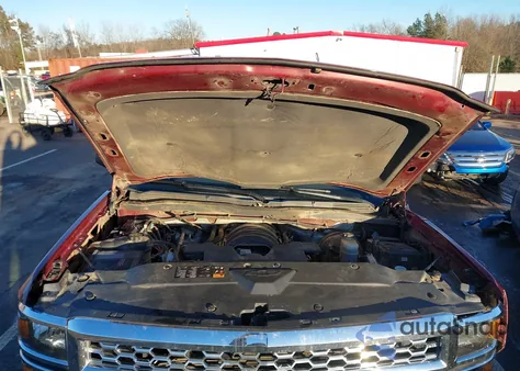 2014 Chevrolet Silverado 1500 1Lt из США, поврежденный, VIN 3GCUKREC3EG310505